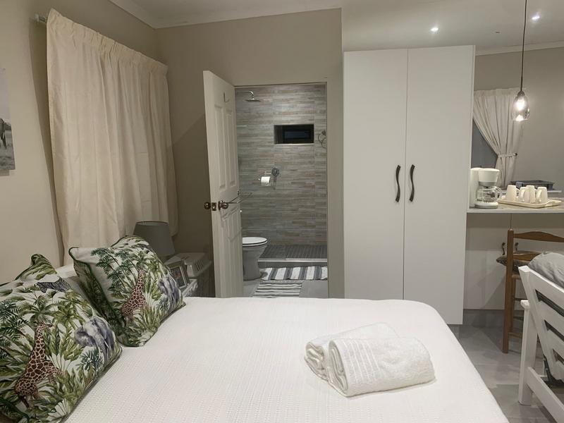 4 Bedroom Property for Sale in Fraaiuitsig Western Cape